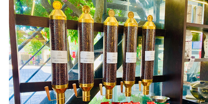 ホーチミン1区のカフェ｜高級カフェチェーン「チュングエンレジェンドカフェ」６種類のベトナムコーヒーが楽しめます！