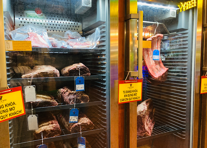 店内熟成肉保冷庫の写真
